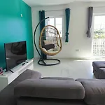Marina View Two Bedroom Apartment In Pieta